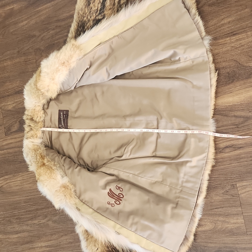 New Canadian Fur Co. Authentic Natural Letout Coyote Fur Jacket/ Coat - Picture 17 of 17
